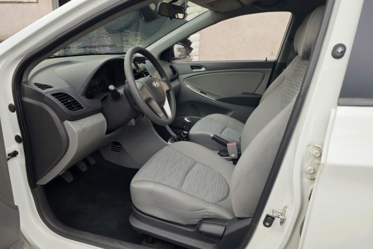 Used Hyundai Verna 2014 1.4L Manual Smart GLS Trim