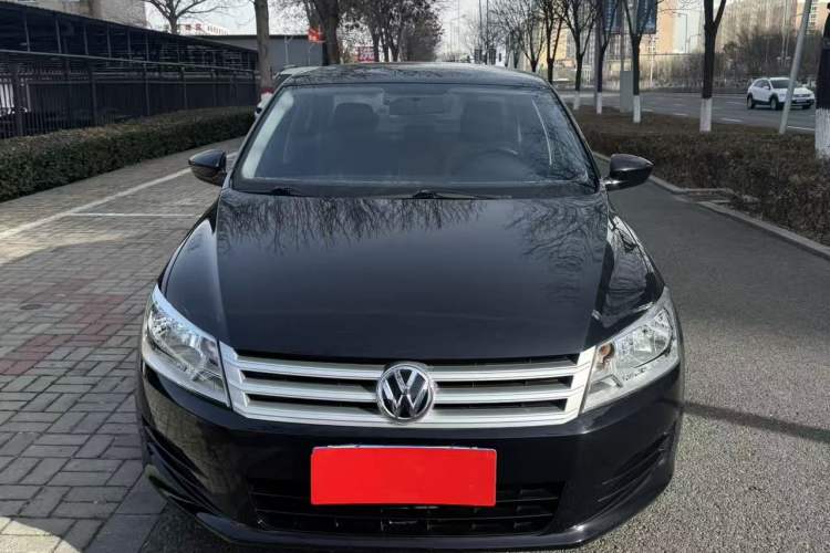 Used Volkswagen Santana 2013 1.6L Automatic Fashion Edition