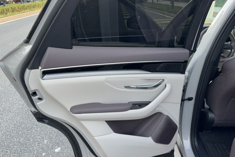 Used BYD Song PLUS New Energy 2025 EV Intelligent Driving Edition 520km Luxury Model
