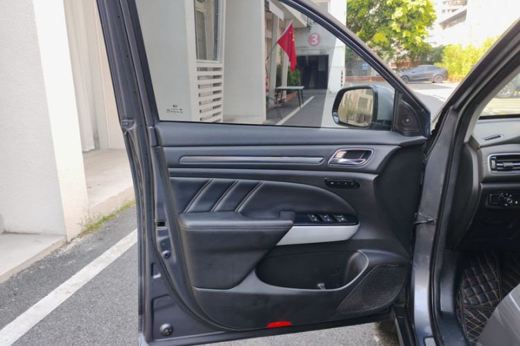 Used GAC Trumpchi GS8 2020 390T Two-Wheel Drive Luxury Smart Connectivity Commemorative Edition (7 Seats)
