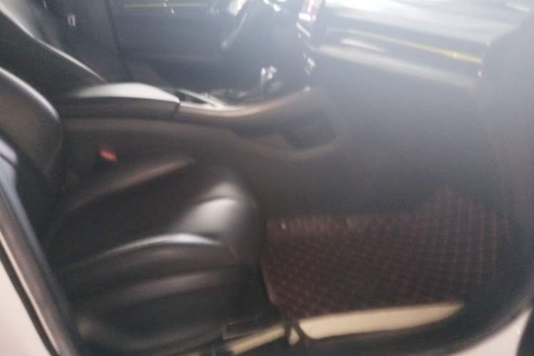 Used Roewe i5 2021 1.5L CVT Assurance Edition
