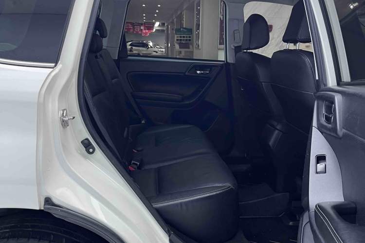 Used Subaru Forester 2015 2.0i Special Edition Commemorative Model
