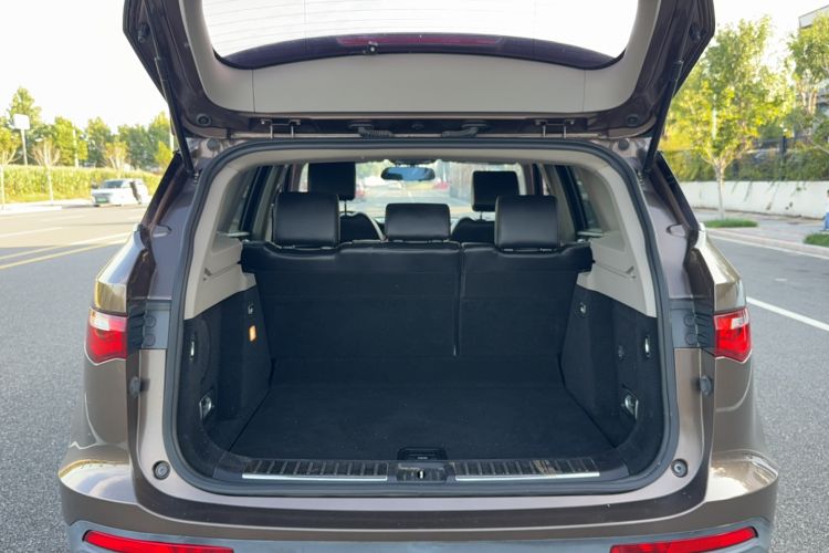 Used Zotye T700 2017 1.8T Dual-Clutch Luxury Model
