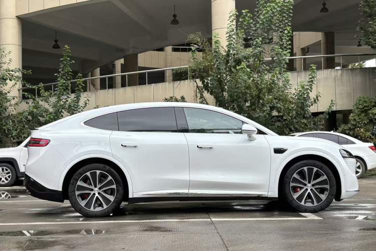 Used Hima Luxeed R7 2024 All-Electric 736 km Ultra