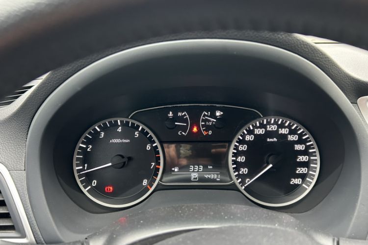 Used Nissan Sylphy 2019 1.6XV CVT Smart Connect Luxury Edition China VI Standard