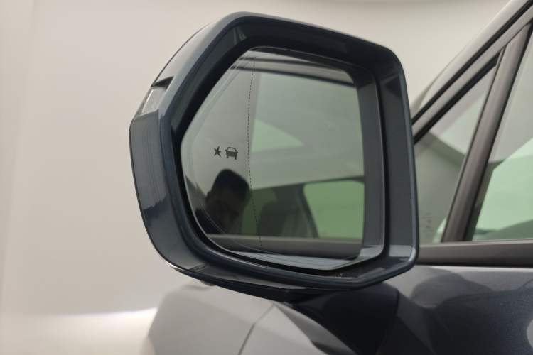 Used Chevrolet Blazer 2022 Mild Hybrid 650T 7-Seater Wei Version