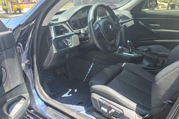 Used BMW 3 Series GT 2018 320i Sport Edition
