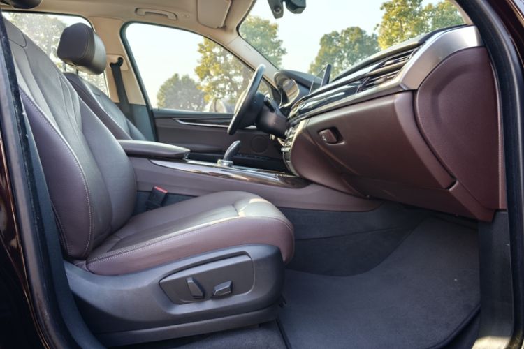 Used BMW X5 2017 xDrive28i
