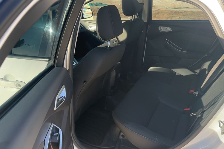 Used Ford Focus 2017 Hatchback 1.6L Automatic Comfort Plus SmartDrive Edition
