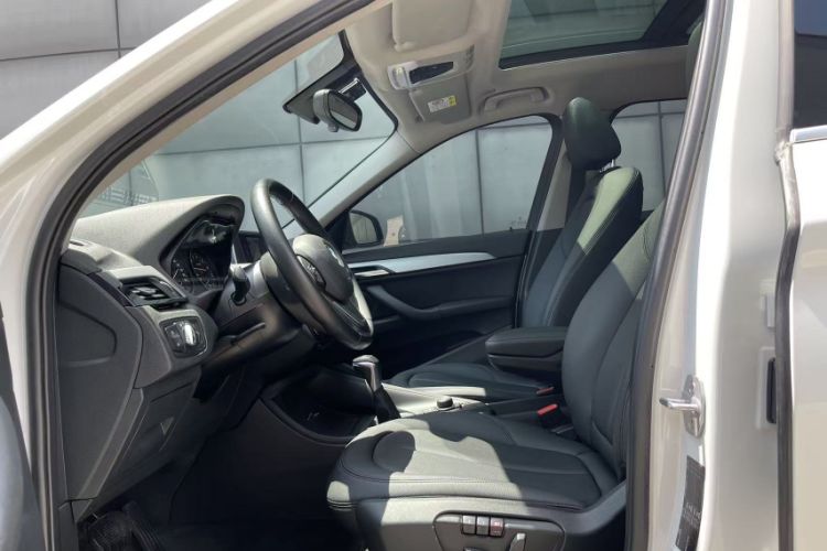 Used BMW X1 2018 sDrive20Li Leading Model
