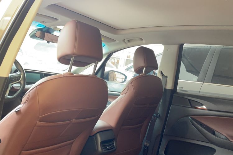 Used Buick GL6 2019 18T 6-Seater Connected Luxury Version China VI Standard
