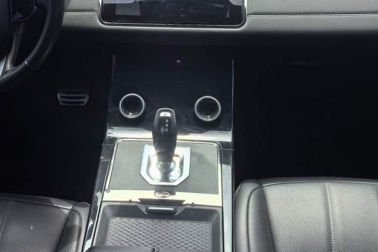 Used Land Rover Range Rover Evoque 2020 249 PS R-DYNAMIC SE Sport Technology Edition
