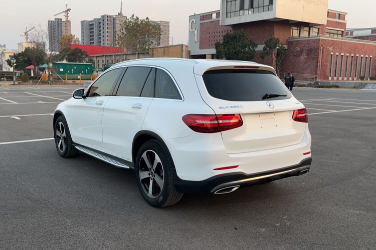Used Mercedes-Benz GLC 2019 GLC 260 L 4MATIC Luxury Model
