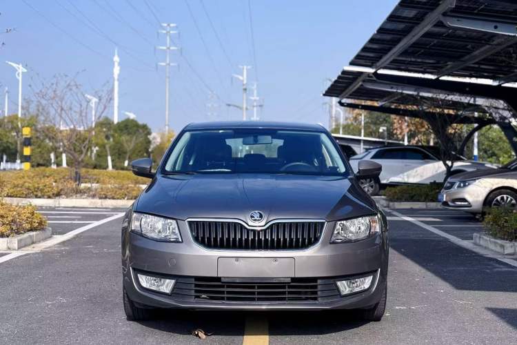 Used Skoda Octavia 2015 1.6L Automatic Eado Edition