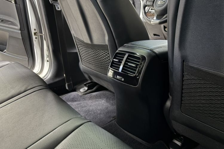 Used Kia K4 2014 1.8L Automatic DLX
