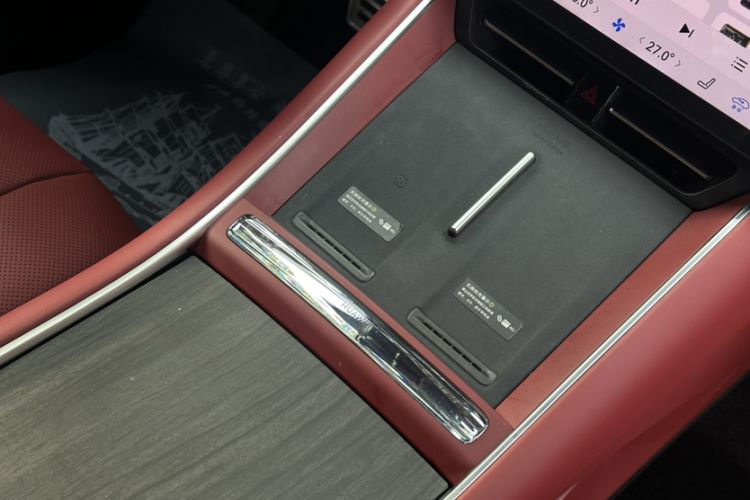 Used Hima Luxeed S7 2025 785 km Ultra
