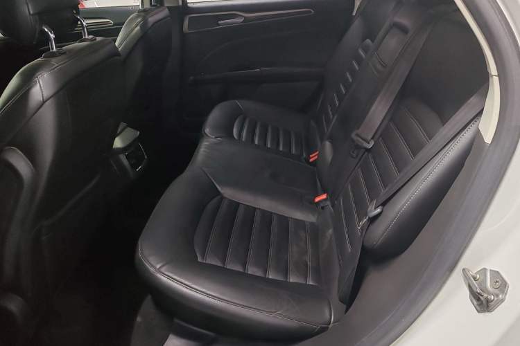 Used Ford Mondeo 2013 2.0L GTDi 200 Fashion Edition
