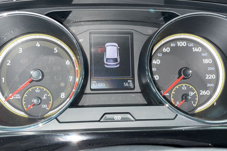 Used Volkswagen Tiguan L 2020 330TSI Automatic Two-Wheel Drive Panoramic Comfort Edition China VI Standard
