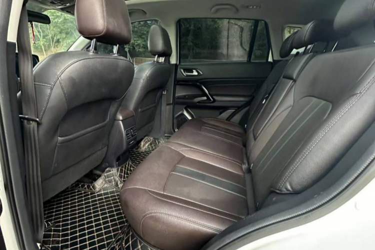 Used GAC Trumpchi GS4 2018 235T Automatic Two-Wheel Drive Luxury Smart Connectivity Millionth Anniversary Edition