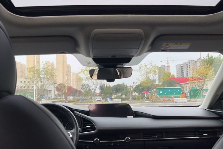 Used Mazda Mazda 3 Axela 2020 2.0L Automatic Luxury Version
