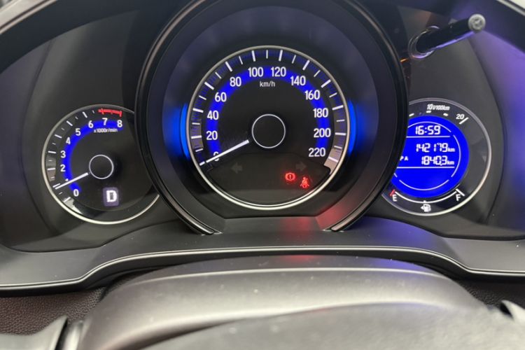 Used Honda Fit 2016 1.5L LXS CVT Comfort Sunroof Version
