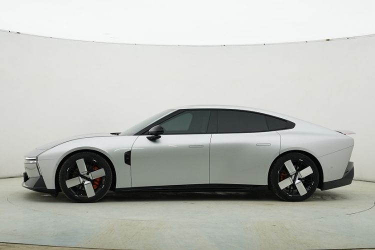 Used XPeng P7 2025 Model—702 Long Range Ultra
