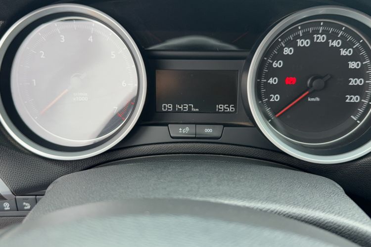 Used Peugeot 408 2018 Revised 350THP Automatic Luxury Edition
