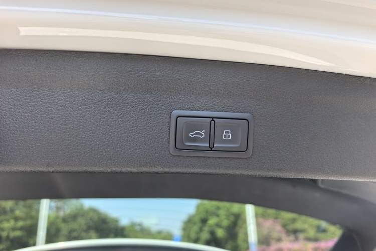 Used Audi Q3 2020 35 TFSI Fashion Dynamic Model
