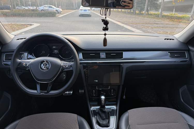 Used Volkswagen C-TREK 2018 1.5L Automatic Comfort Model
