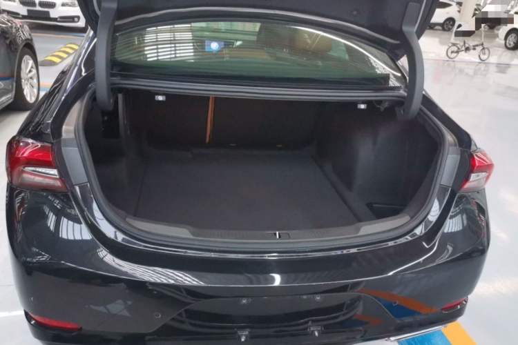 Used Buick LaCrosse 2021 652T Premium Edition
