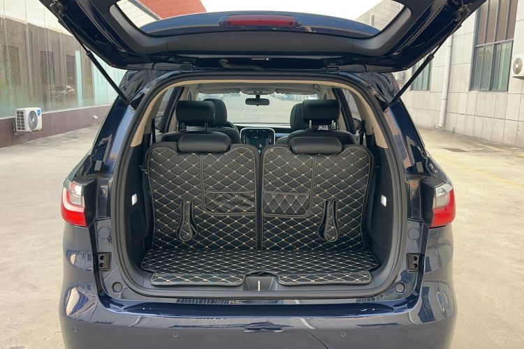 Used BYD Song MAX 2018 1.5T Automatic Smart Connect Elite Model with 6 Seats
