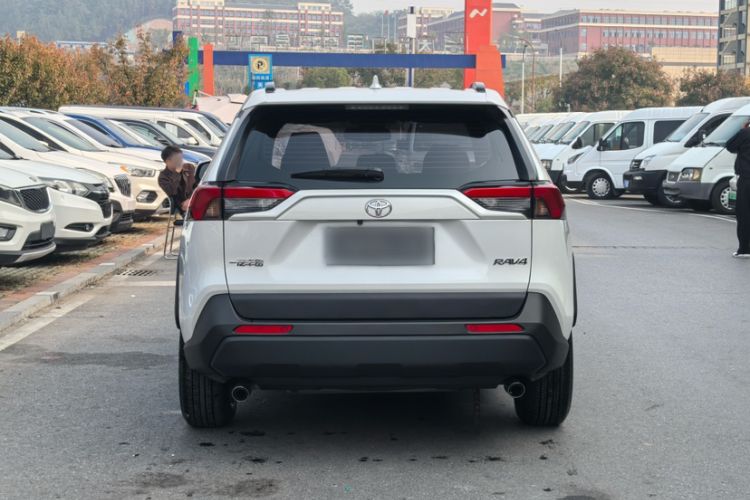 Used Toyota RAV4 2023 2.0L CVT Two-Wheel Drive Urban Edition
