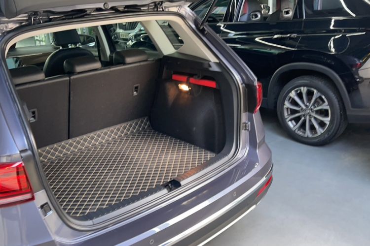 Used Volkswagen Tharu 2020 Facelift 330TSI Four-Wheel Drive Luxury PLUS Version China VI Standard
