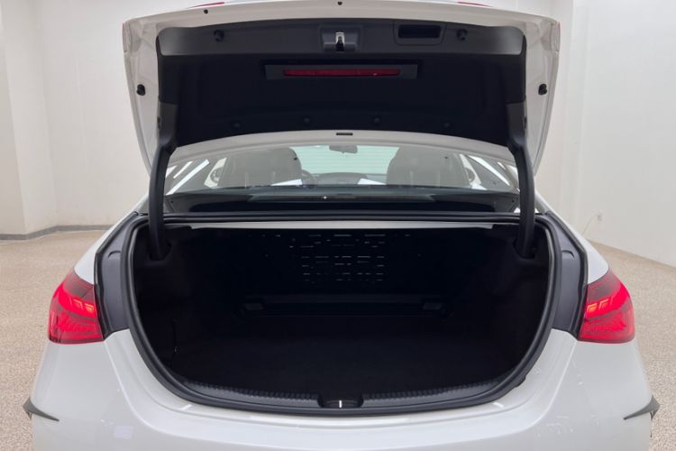 Used Mercedes-Benz C-Class 2024 C 200 L Sport Edition
