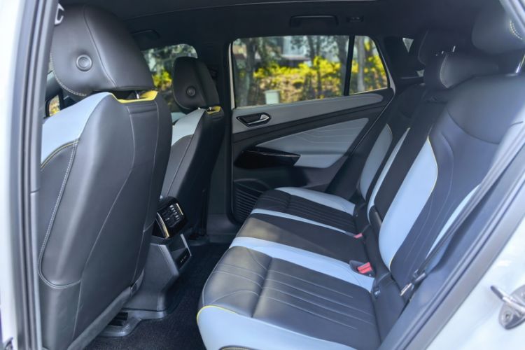 Used Volkswagen ID.4 X 2025 Smart Edition Outstanding Model