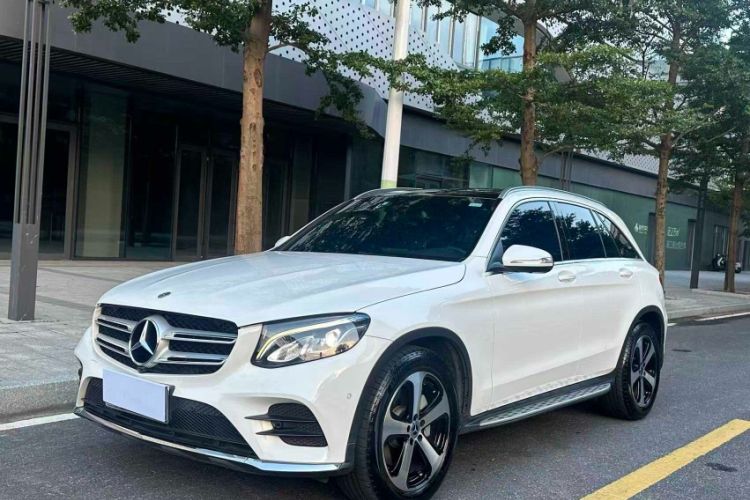 Used Mercedes-Benz GLC 2018 GLC 260 4MATIC Luxury Model
