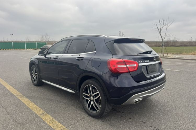Used Mercedes-Benz GLA 2016 GLA 200 Fashion Model
