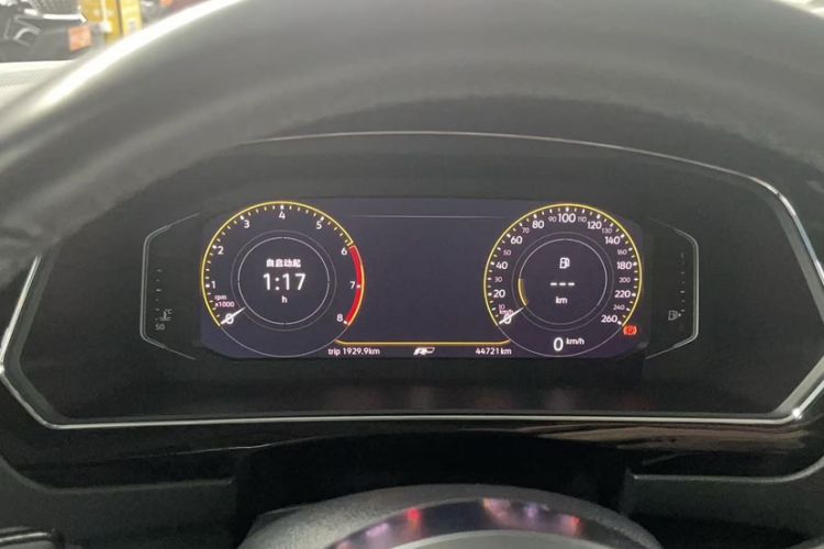 Used Volkswagen Tiguan L 2019 Restyled 330TSI Automatic Two-Wheel Drive R-Line Flagship Version China VI Standard
