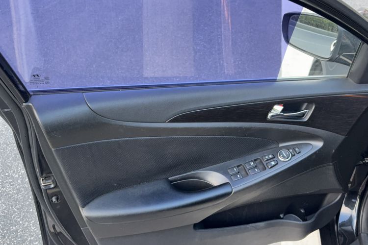 Used Hyundai Sonata 2013 2.0L Automatic Luxury Edition
