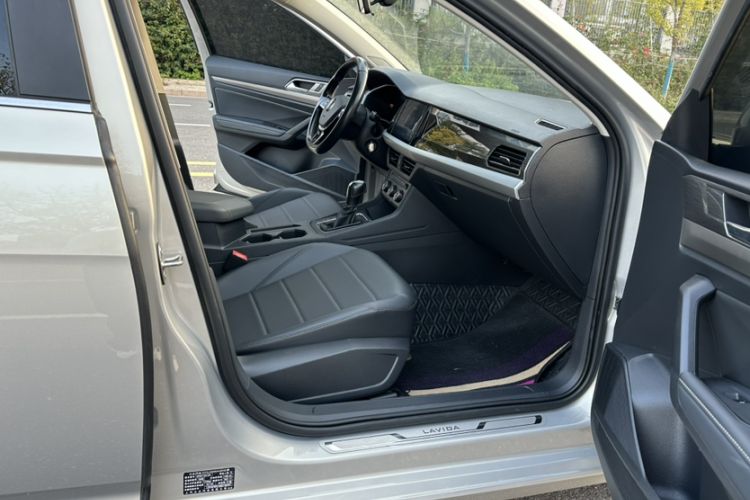 Used Volkswagen Lavida 2022 1.5L Automatic Comfort Edition
