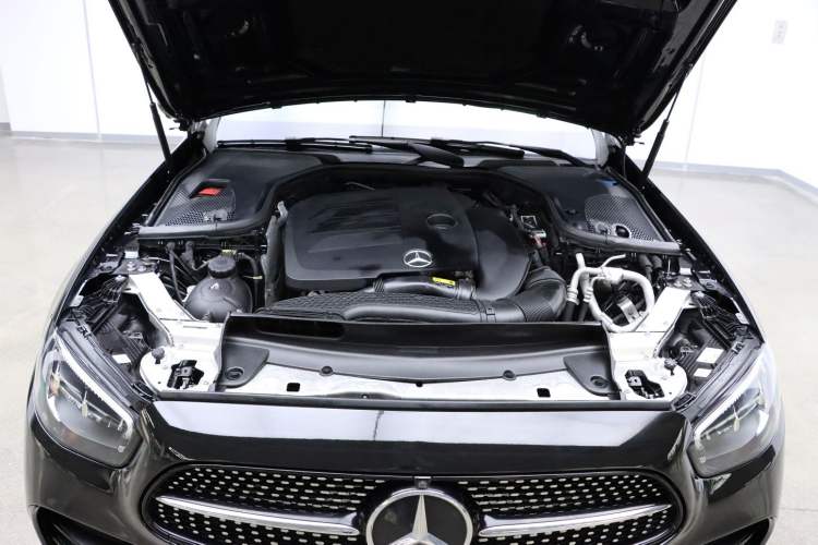 Used Mercedes-Benz E-Class 2021 Restyled E 300 L Sporty and Stylish Edition
