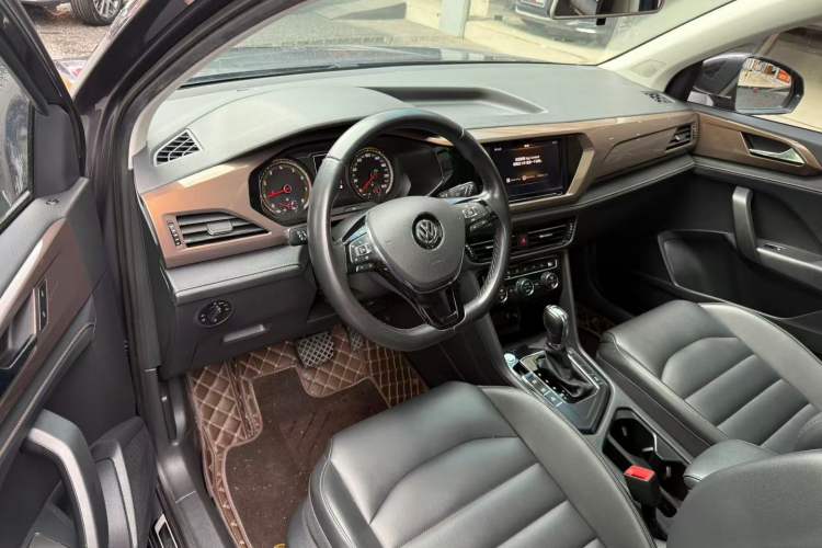 Used Volkswagen Tharu 2019 280TSI Two-Wheel Drive Luxury Version China VI Standard
