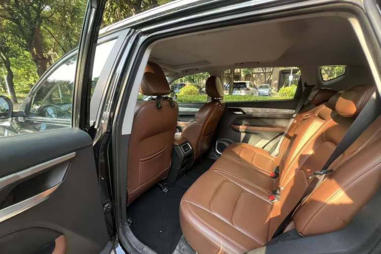 Used Geely Auto Vision X6 2021 PRO 1.4T Automatic Prestige Model
