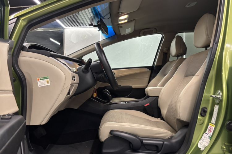 Used Honda Jade 2013 1.8L automatic Comfort version 5 seats