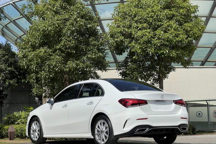 Used Mercedes-Benz A-Class 2020 Restyled A 200 L Sport Sedan Fashion Version
