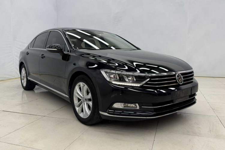 Used Volkswagen Magotan 2018 330TSI DSG Luxury Model
