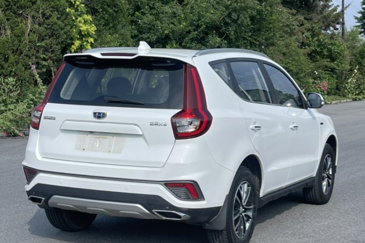 Used Geely Auto Vision X6 2019 1.4T Manual 4G Connect Premium Version China VI Standard
