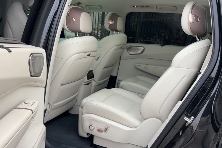 Used Lynk & Co 900 2025 1.5T Halo
