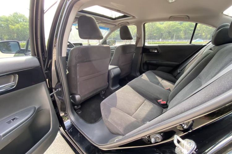 Used Honda Accord 2016 2.0L Comfort Edition
