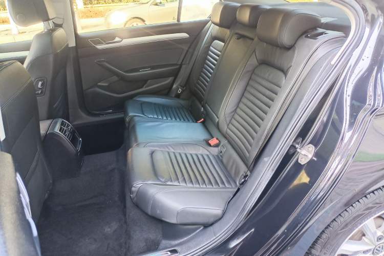 Used Volkswagen Magotan 2019 330TSI DSG Leading Edition China V Standard
